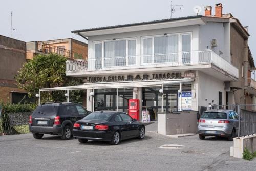 Travelershome Ciampino Airport GuestHouse 600m to Airport ottimo per chi viaggia in auto Hotel in Rome