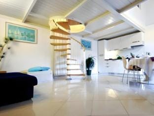 Appartamenti Villa Chiara Hotel in Imperia