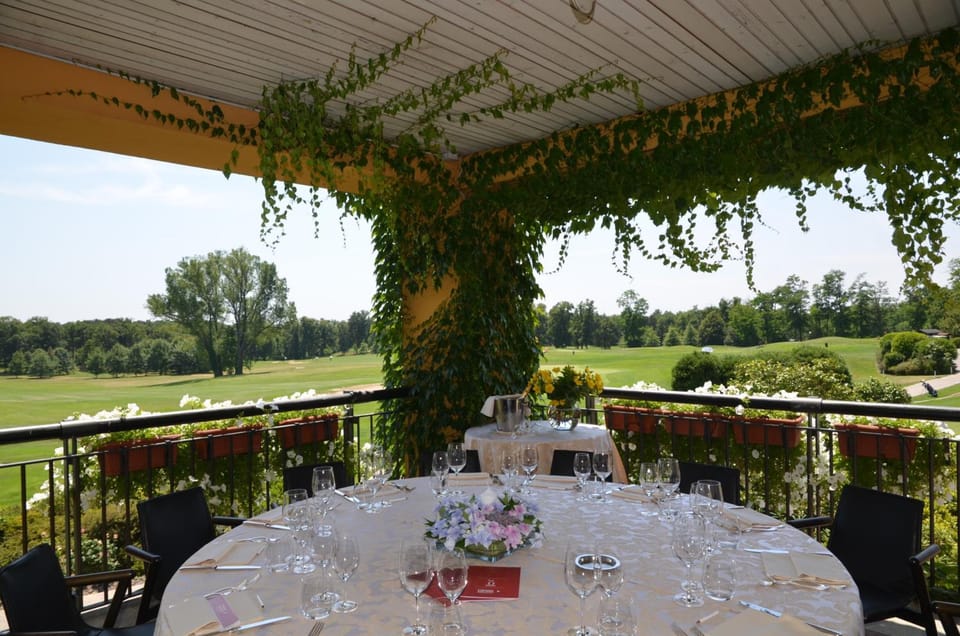 Golf Hotel Castelconturbia Hotel in Lombardy
