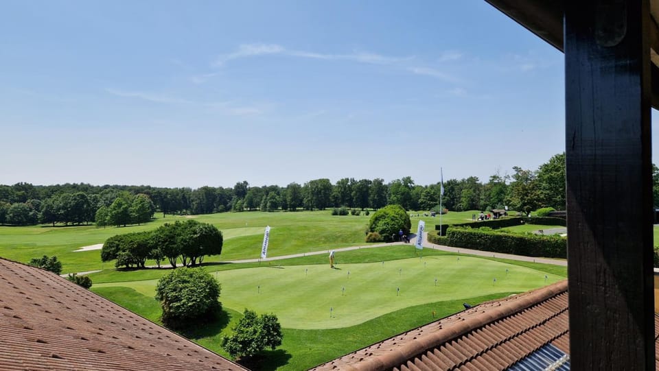 Golf Hotel Castelconturbia Hotel in Lombardy