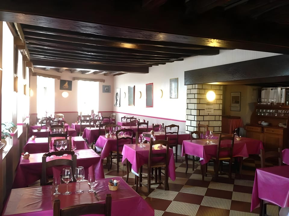 Hotel du Rempart Hotel in Sancerre