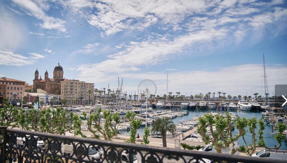 Hotel du Vieux Port Hotel in Saint-Raphael