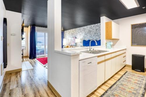 Quest Travels Hotel in Belltown