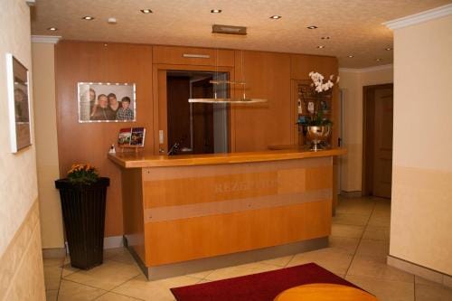 Rosenhotel Scherer Hotel in Saarland, 66, Germany