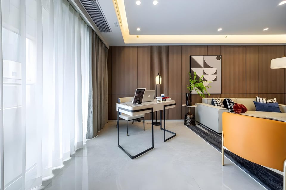Boruisi Video and Audio Light House -Shenzhen Convention and Exhibition Center Gangxia Metro Station Hotel in Hong Kong