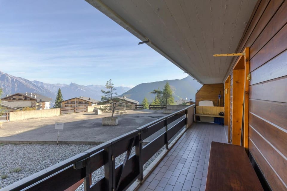 Central Apartment in La Tzoumaz - Last minute deal Hotel in Riddes