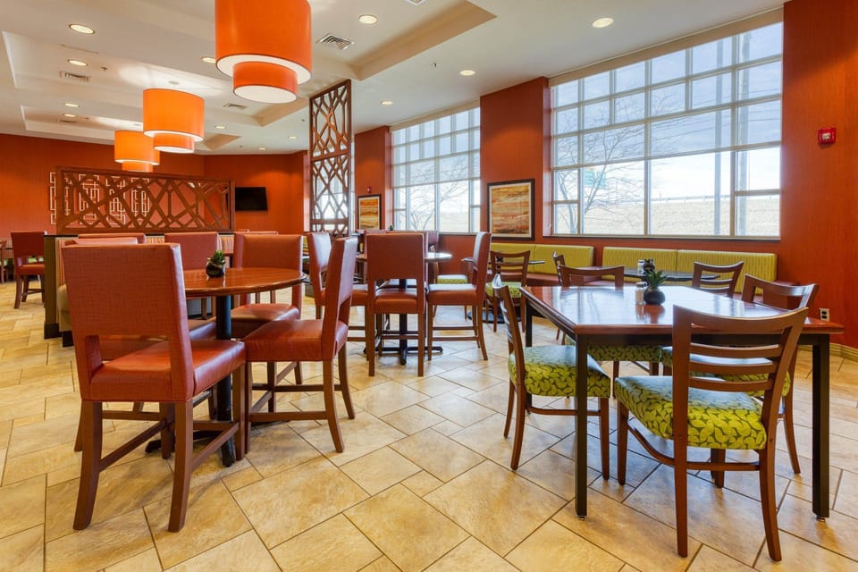 Drury Inn & Suites Indianapolis Northeast Hotel in Castleton