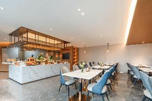 Atour Hotel Hangzhou Tonglu City Center Hotel in Hangzhou