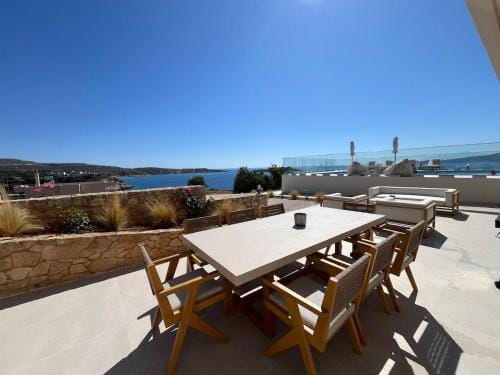 SeaWave Villas, By Hellocrete Hotel in Crete