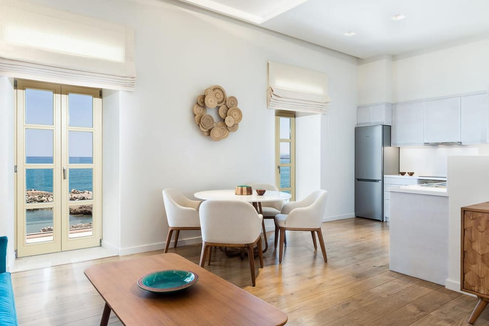 Avra Apartments Kolymbari Harbour Apartment hotel in Crete