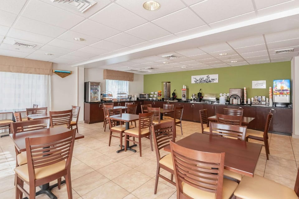 Sleep Inn & Suites Harrisonburg near University Hotel in Harrisonburg