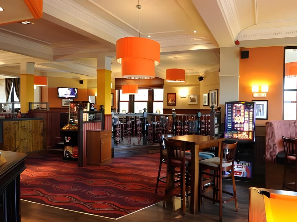 Bar/lounge