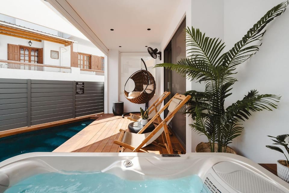 Legato Spa Suites With Private Pool Hotel in Naxos