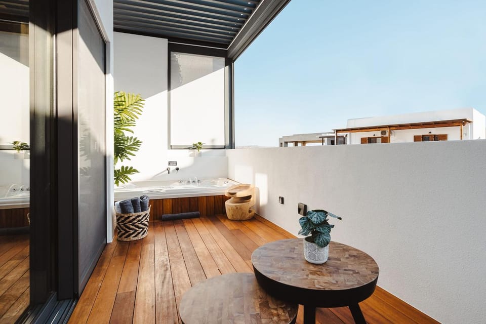 Legato Spa Suites With Private Pool Hotel in Naxos