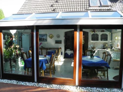 Gastehaus Ziemann Hotel in Friedrichstadt