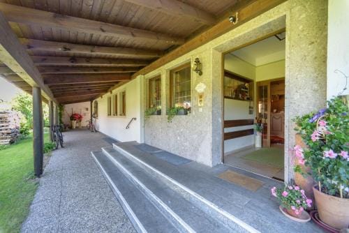 Kleines Hotel Edeltraud Hotel in Aschau im Chiemgau