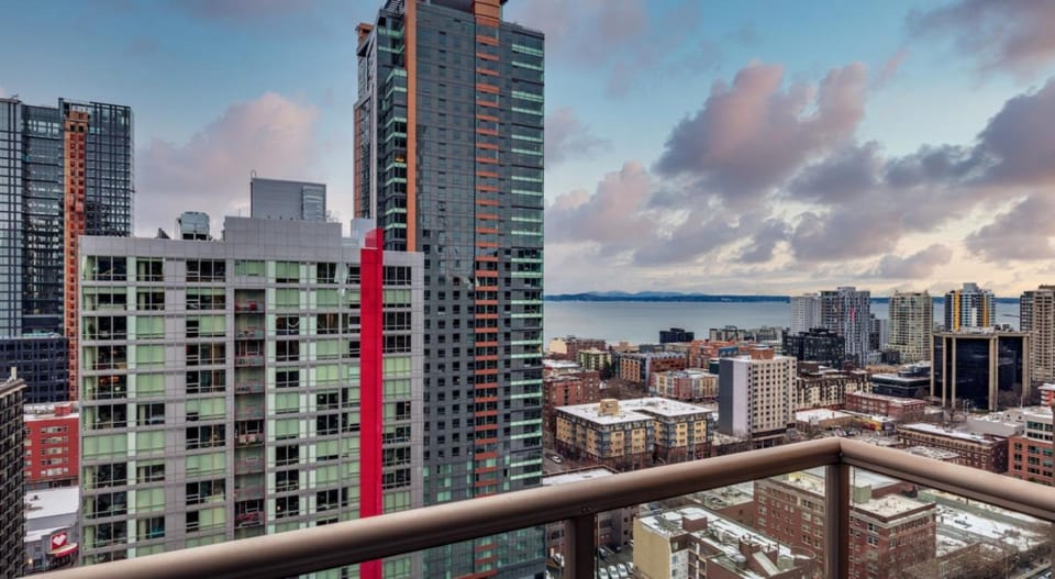 Via 6 Hotel in Belltown