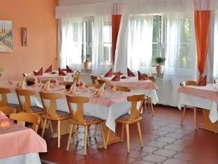 Pfaelzer Stuben Hotel in Landstuhl