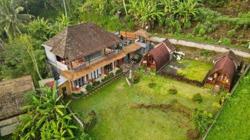 Lumbung ayu sari and spa Hotel in Sidemen