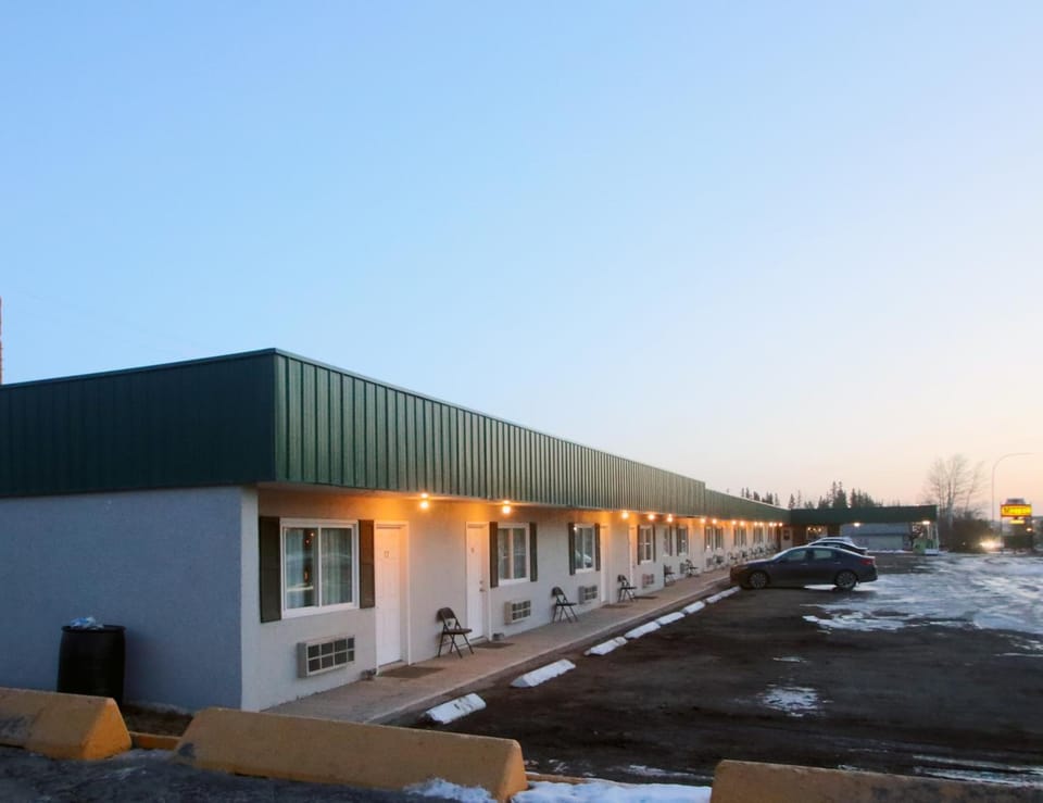 Castle Motel Motel in Edson