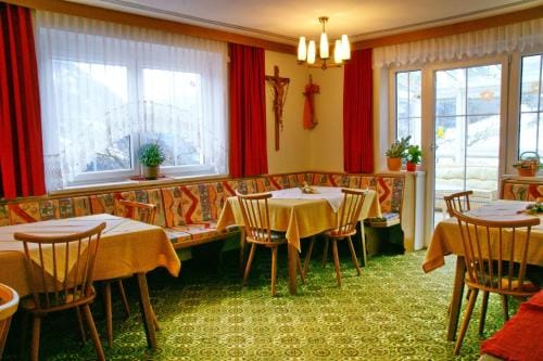 Haus Venetblick Hotel in Tyrol