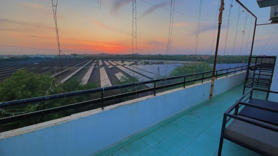Goroomgo Black Hawk Jodhpur Hotel in Rajasthan