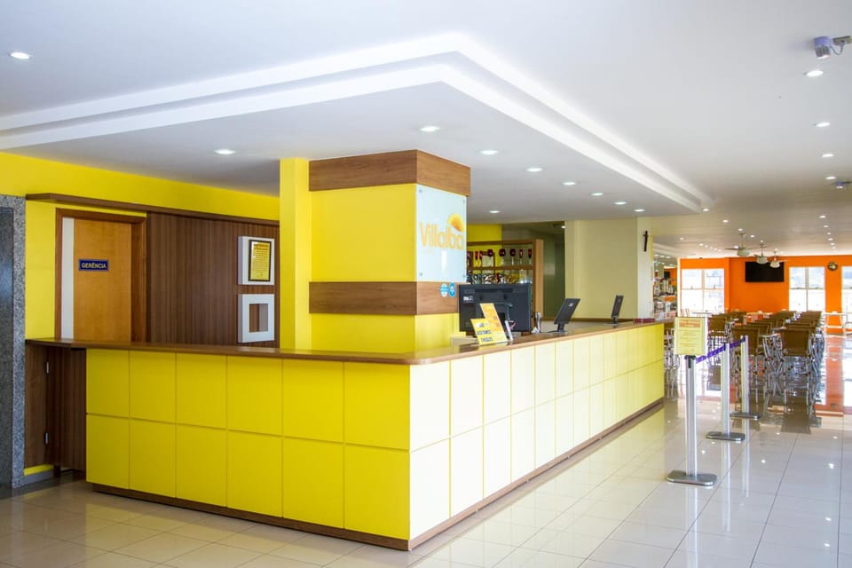 Shared lounge/TV area