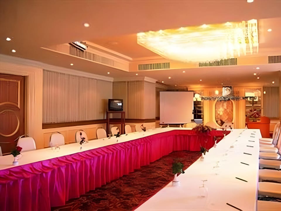 Royal Benja Hotel Hotel in Bangkok