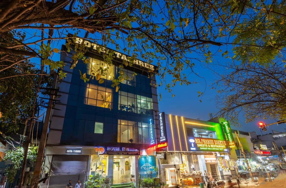 Hotel Yashobhoomi Tashree Dwarka Hotel in New Delhi