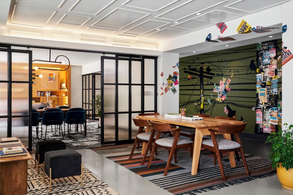 Bar/lounge
