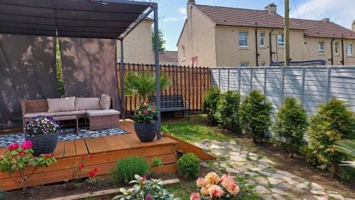 Mini hotel with home facilities in Hamilton West Hotel in Hamilton