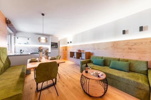 Rienz Alpine City Suites Hotel in Bruneck