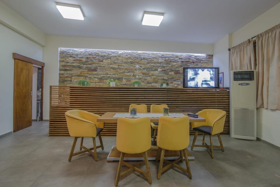 Bar/lounge