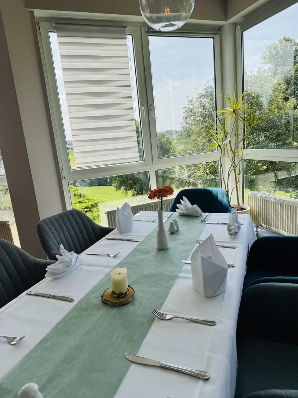 Hotel Trebeltal Hotel in Mecklenburgische Seenplatte