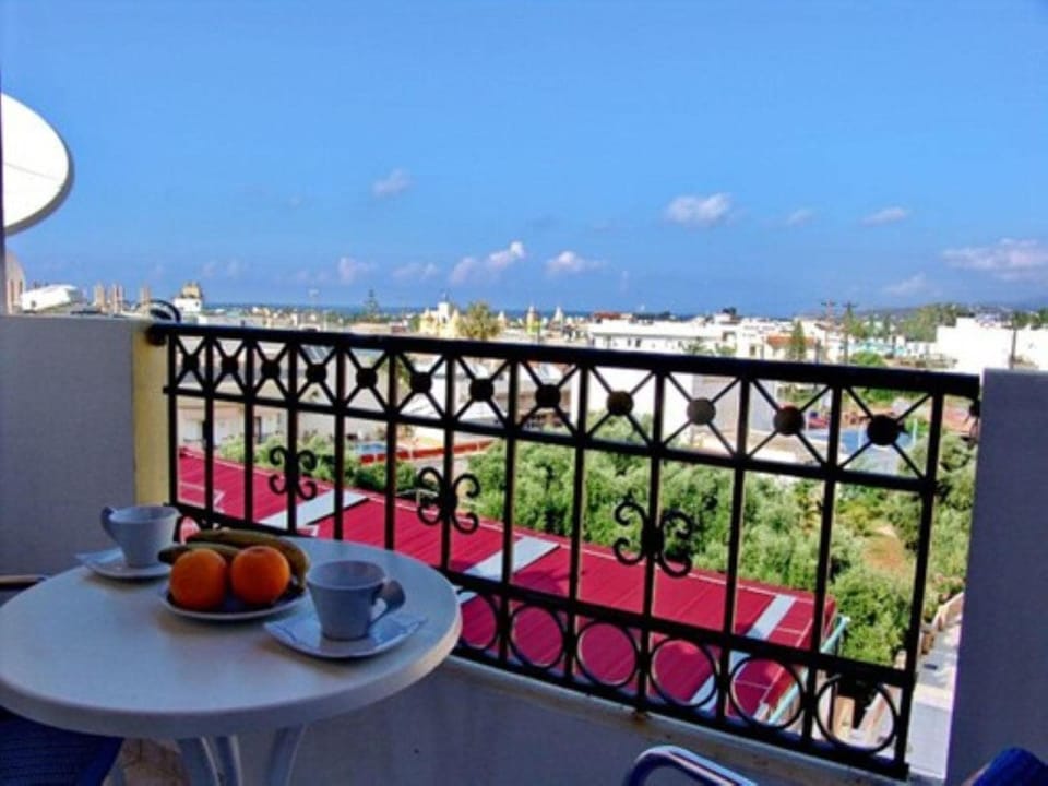 Irida Hotel Apartments Hotel in Malia, Crete