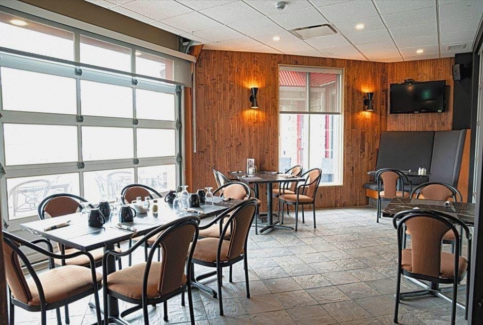 Auberge l'Ambassadeur Hotel in Newfoundland and Labrador
