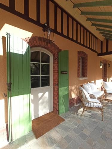 Le Cottage des Falaises Hotel in Normandy