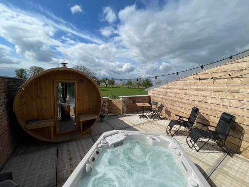 Boven de paarden @ de Hoeveschuur Hotel in Flanders