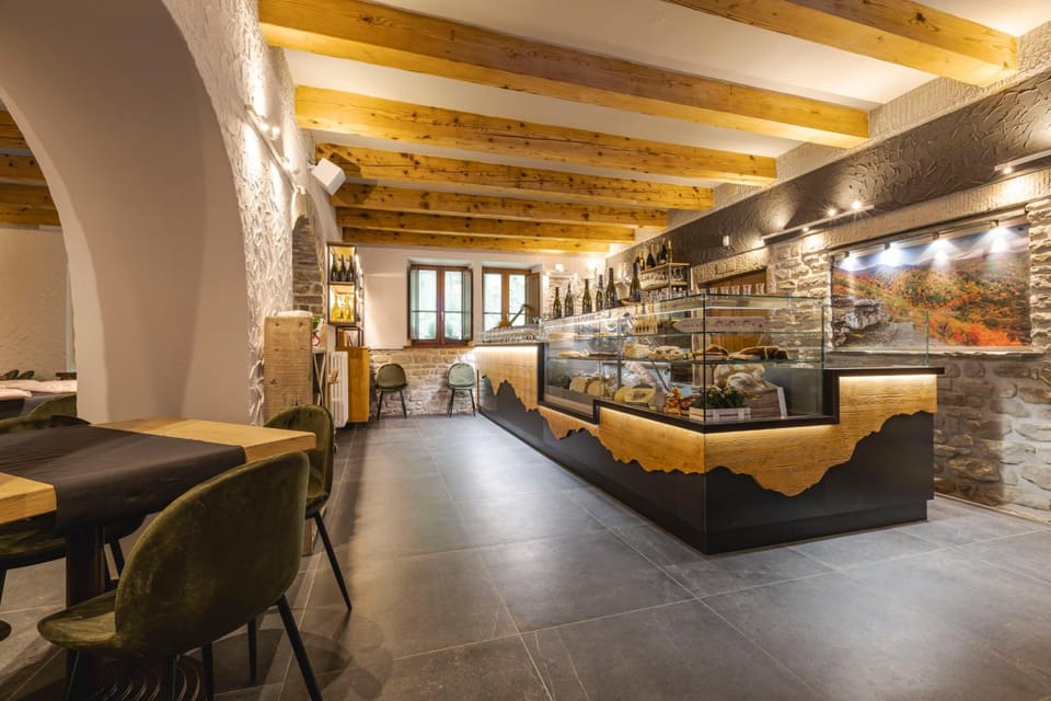 Bar/lounge