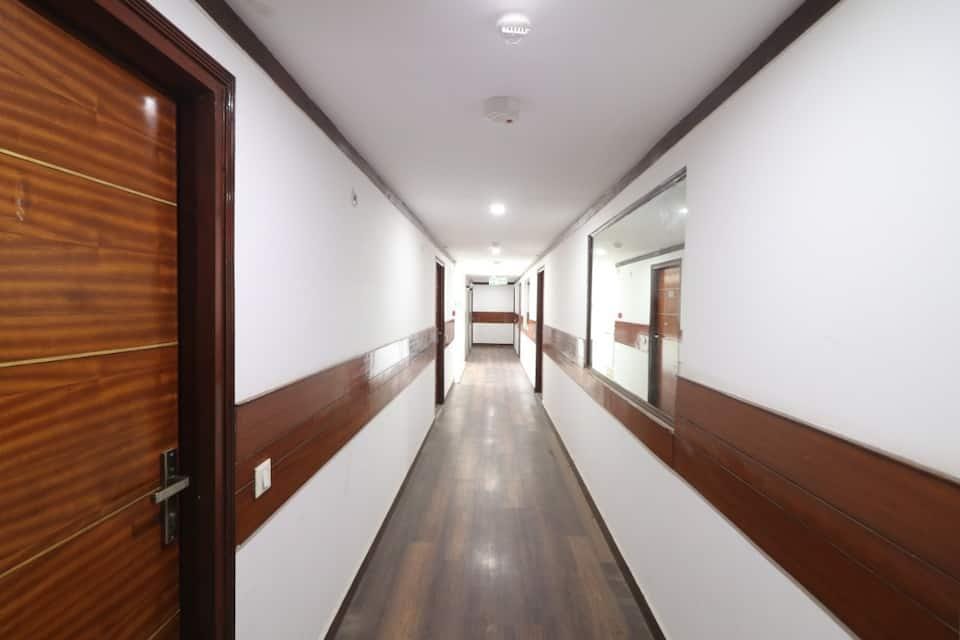 Nidra Hotel, Sector-10, Dwarka Hotel in Delhi