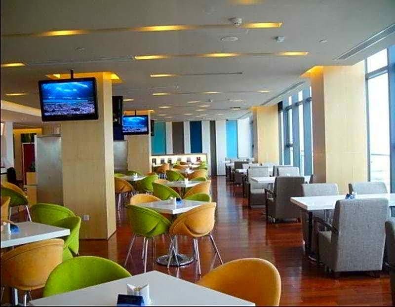 Holiday Inn Express Shanghai Nanhuizui Hotel in Shanghai