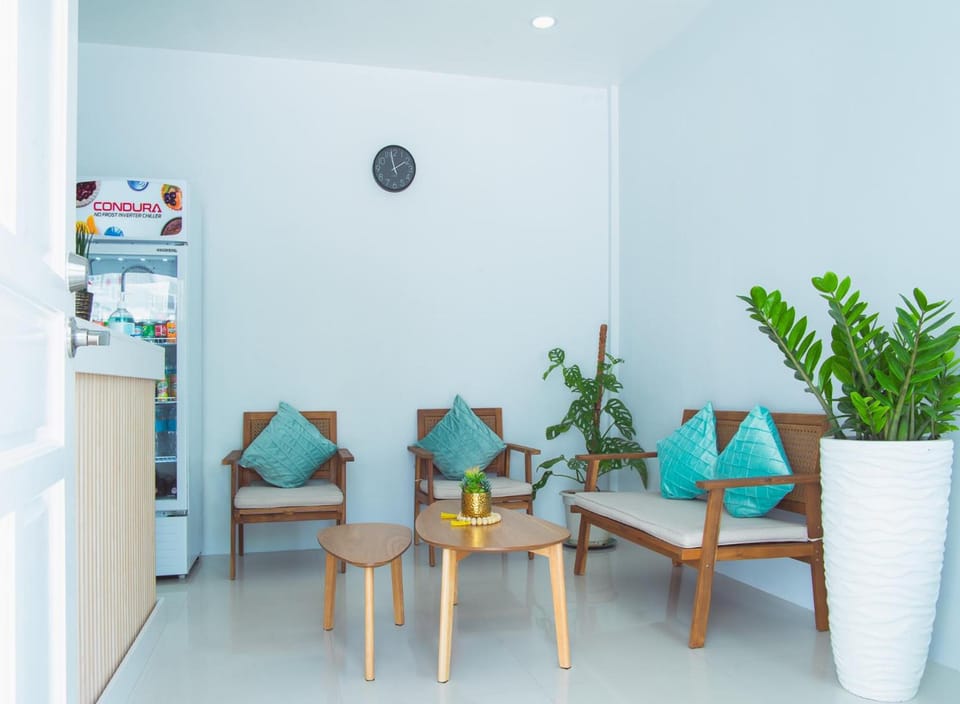 Tropical Stay Accommodations Motel in Tagbilaran City