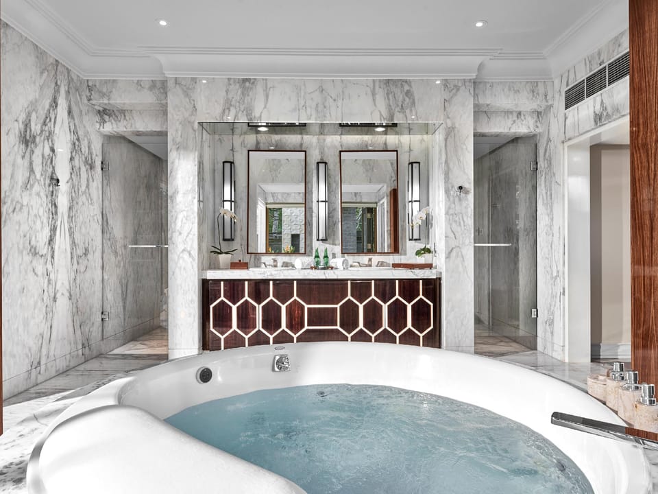 Bathtub