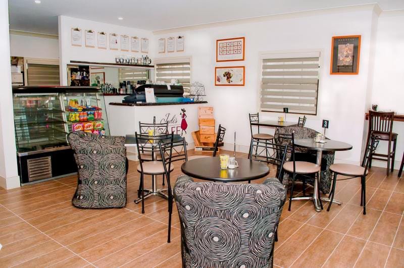 Coffee shop
