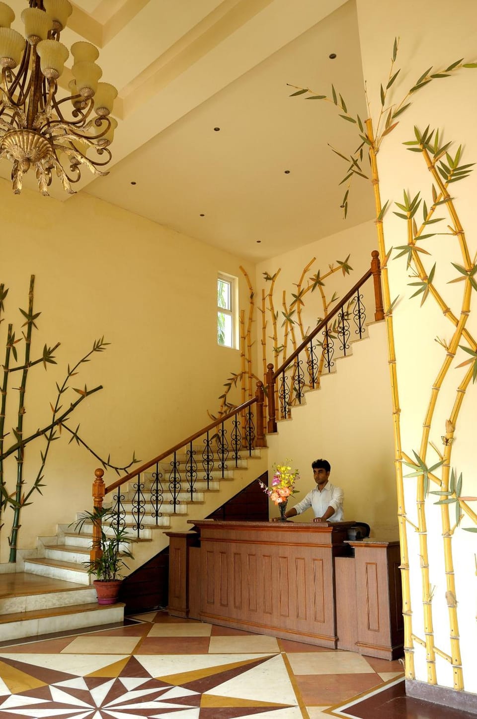 Country Roads Resort Hotel in Kolkata