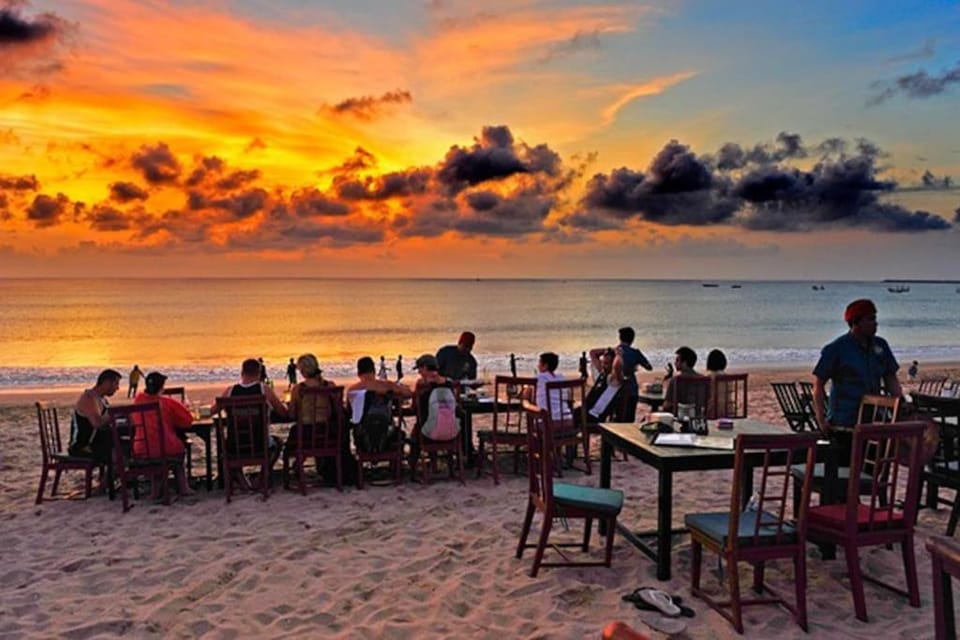 Mango Tree Villas Resort in Kuta
