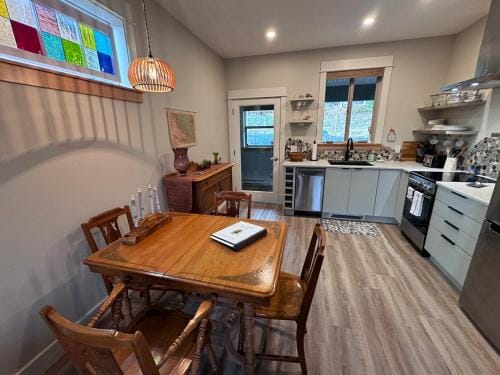Cowichan Valley Guest Cottage Hotel in Southern Gulf Islands