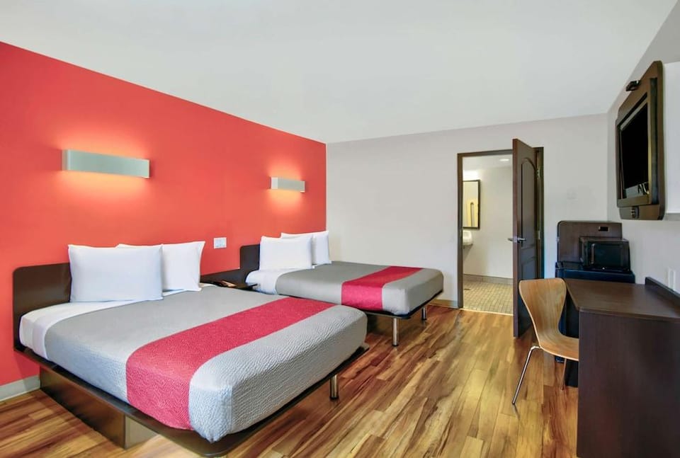 Motel 6 Victorville - Desert Express Hotel in Victorville