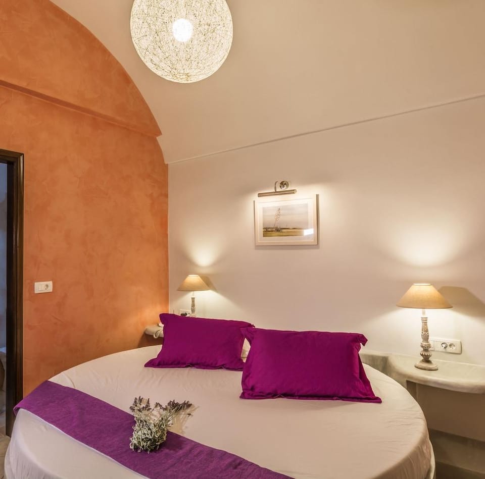 Sunrise Hotel Hotel in Thera