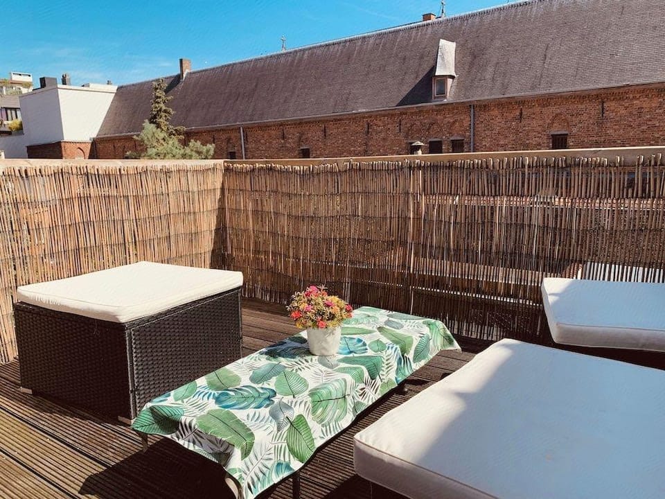 Chic Cocoon Hotel in Saint-Gilles
